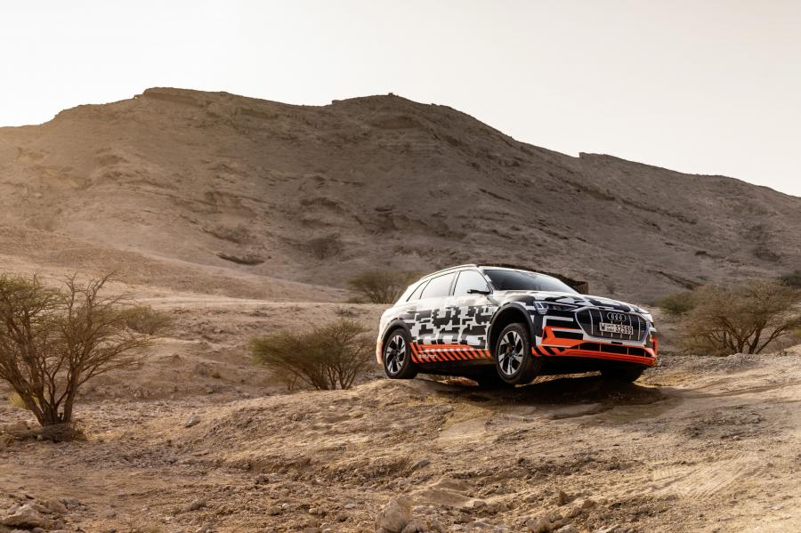  Audi e-tron 55 Quattro 2019 года  (WW) (фото 121 из 452)